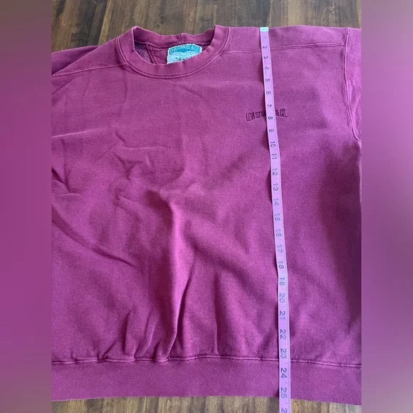 VINTAGE‎ Levi Strauss & CO. Red Crewneck Sweatshirt|| MADE IN THE USA - Picture 7 of 8